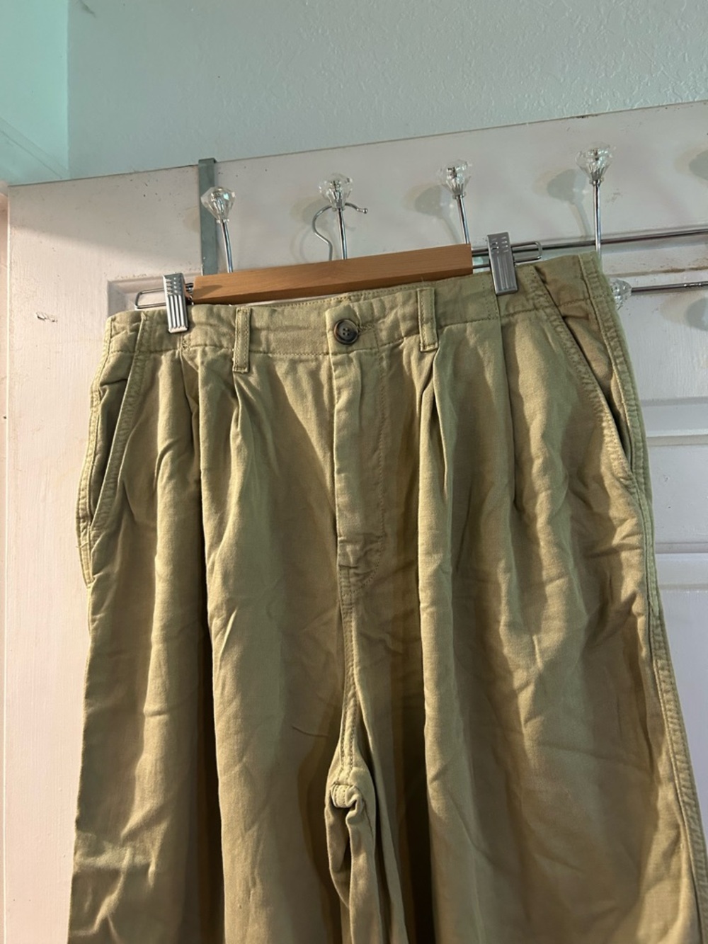 Free People Olive Green Pleated Chinos - Picture 2 of 4